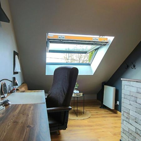 Maisonnette En Duplex Avec Terrasse Breux-Jouy Bagian luar foto