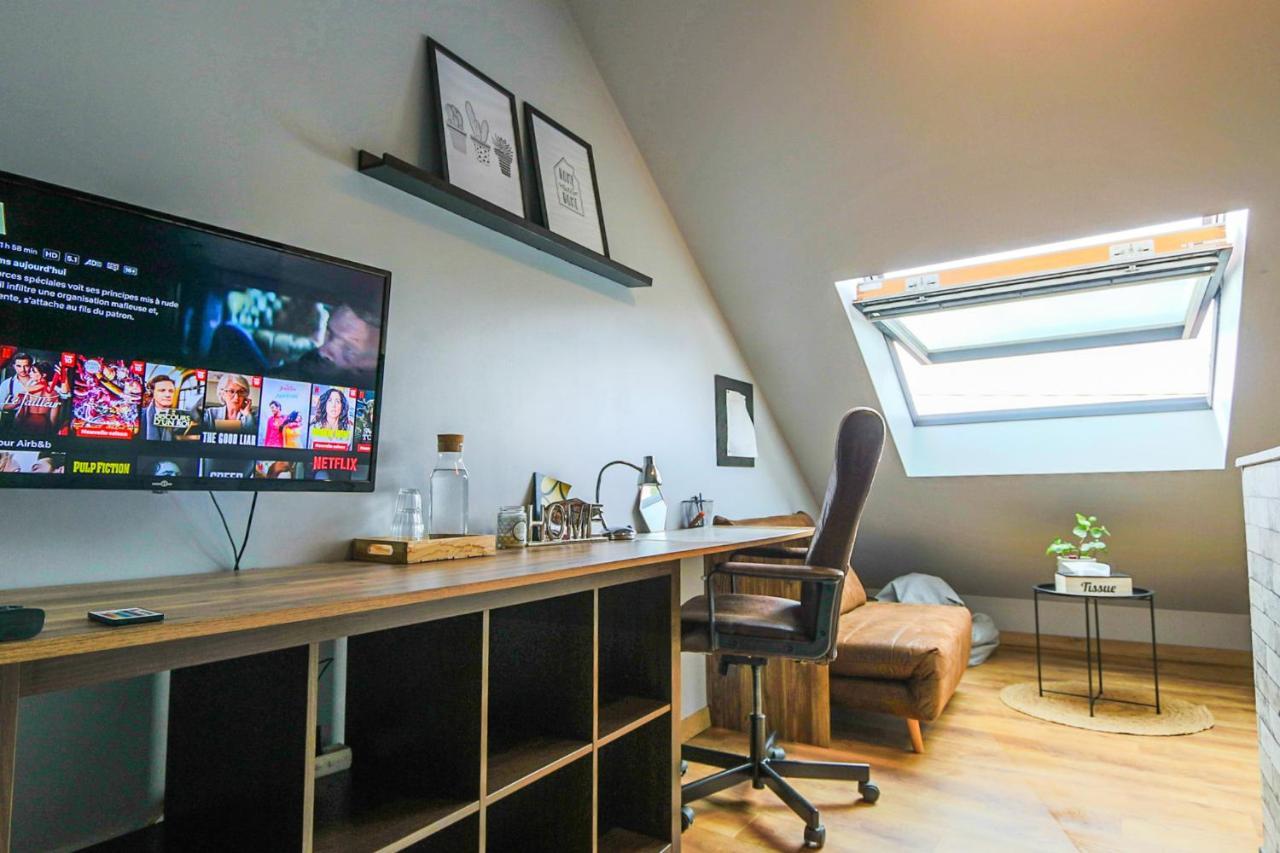 Maisonnette En Duplex Avec Terrasse Breux-Jouy Bagian luar foto