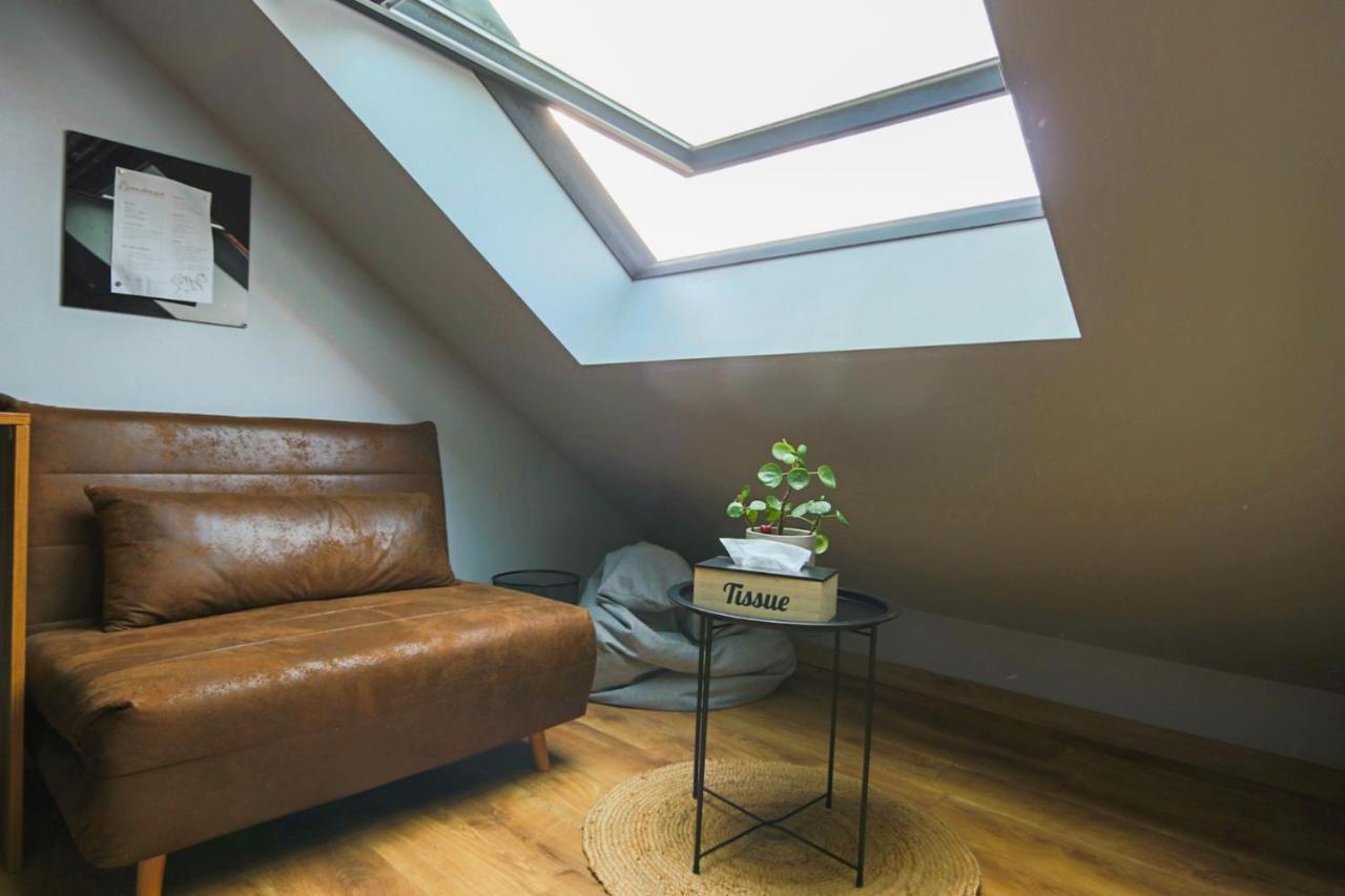Maisonnette En Duplex Avec Terrasse Breux-Jouy Bagian luar foto